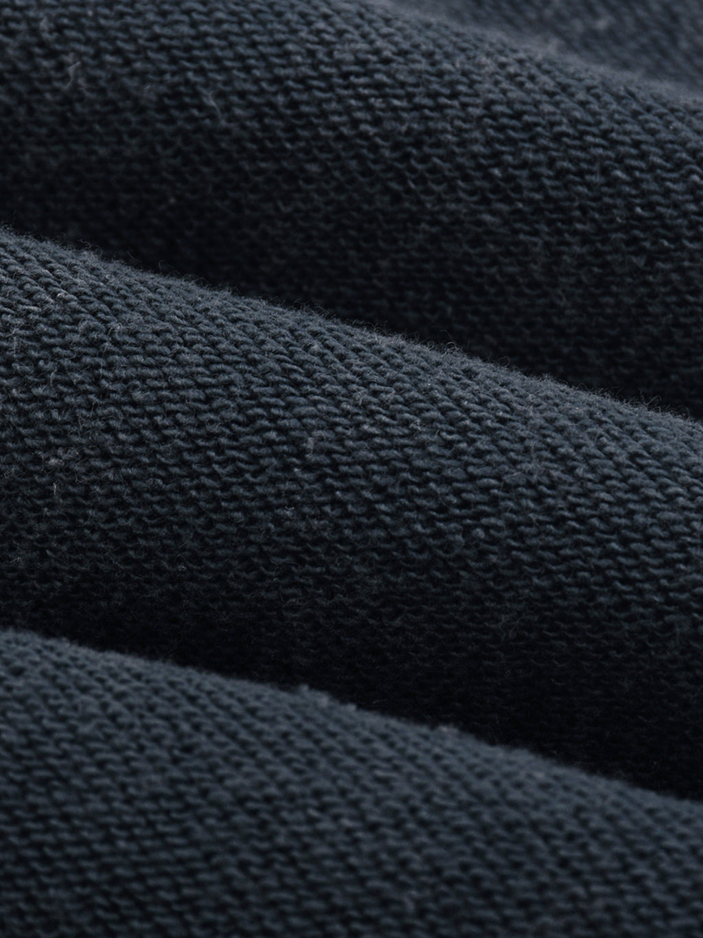 BREATHE CROPPED SWEATSHIRT